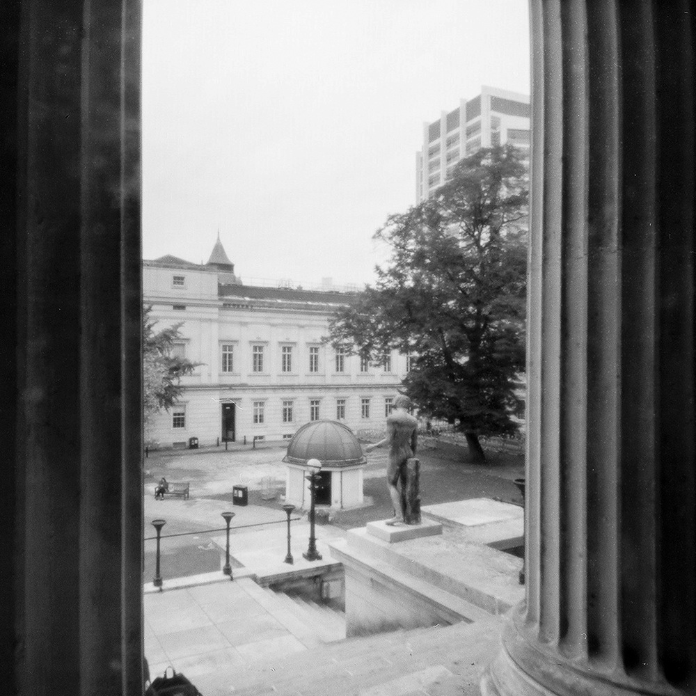 UCL pinhole (2)