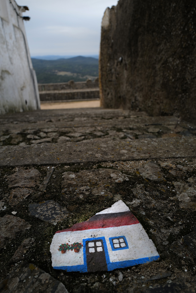 Évoramonte, Painted stones