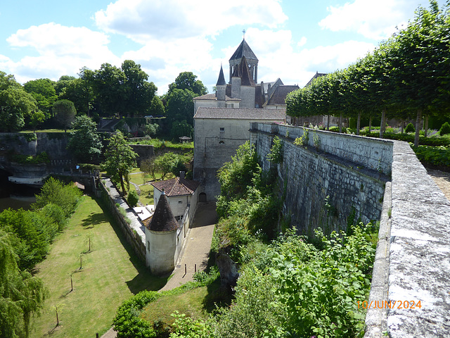 BOURDEILLES Dordogne