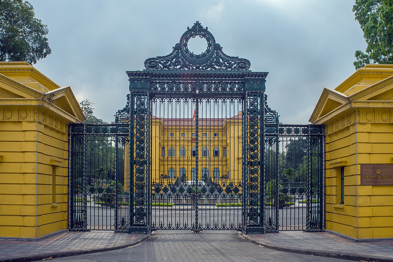 Gate to the Presidential Palast Hanoi