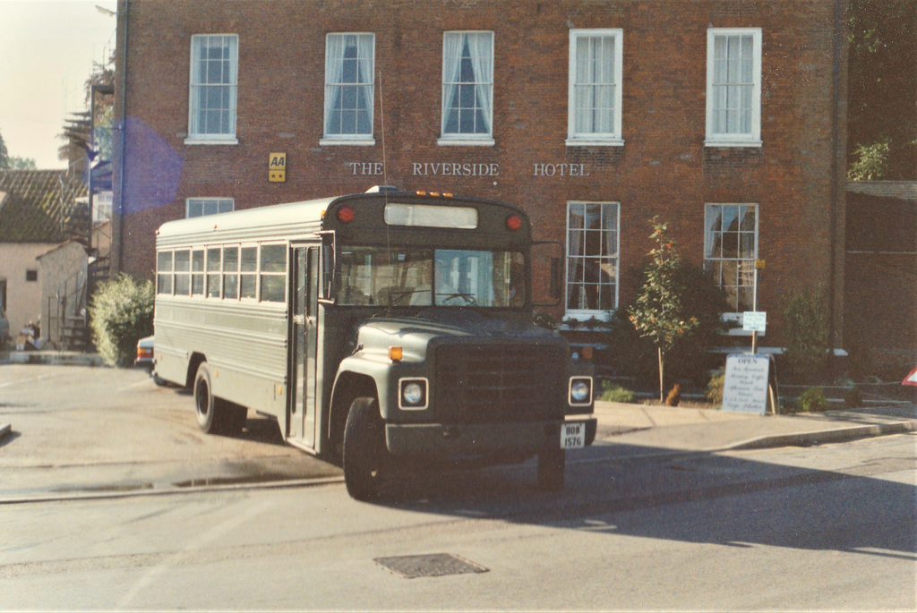 USAF 80B 1576 at the Riverside Hotel, Mildenhall – 1 Aug 1989 (93-10)