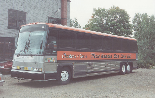 MacKenzie Bus Line 36 at Bridgewater - 10 Sep 1992 (176-26)