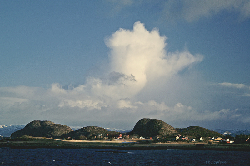 Nordische Herbstwolke