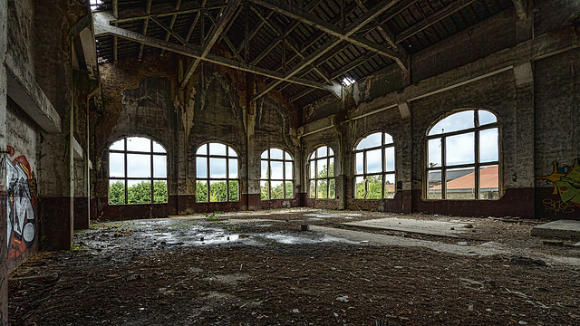 Coal mine du Gouffre - Eastern Machine Hall - 28b