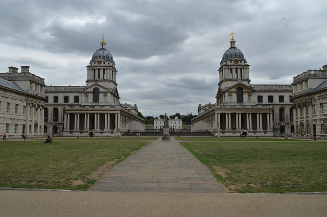 University of Greenwich (The Old Royal Naval College) - The Main Alley and King George II Statue