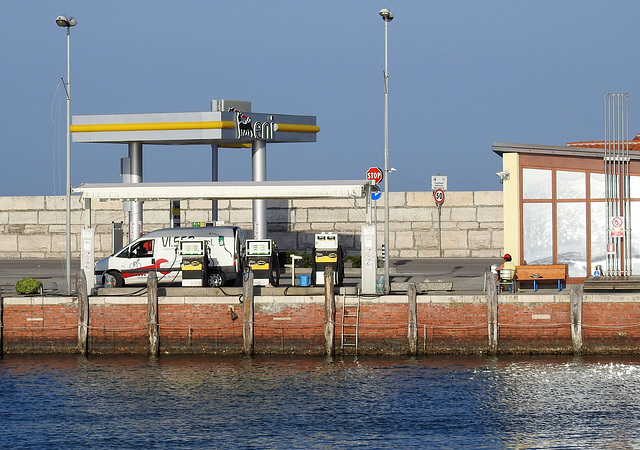 Tankstelle