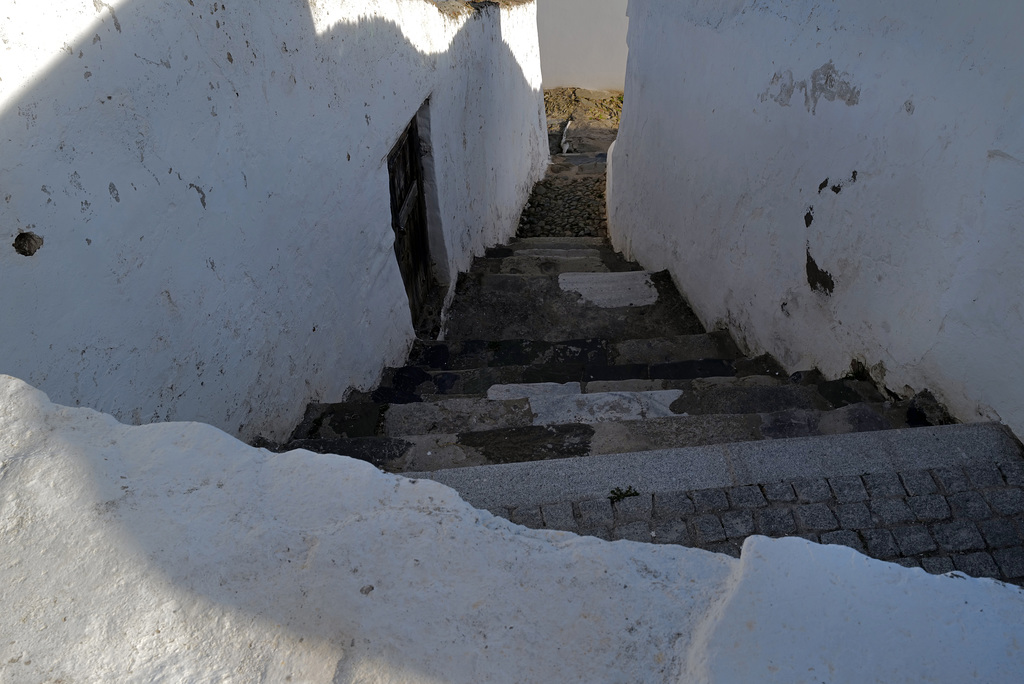 Mértola, between walls, HWW