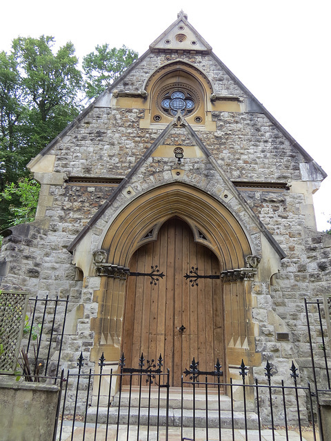 richmond cemetery, london