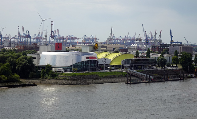 Hamburg die Hafen und Musicalstadt