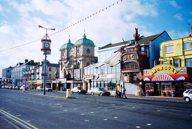 The Windmill Theatre, Marine Parade (Scan from October 1998)