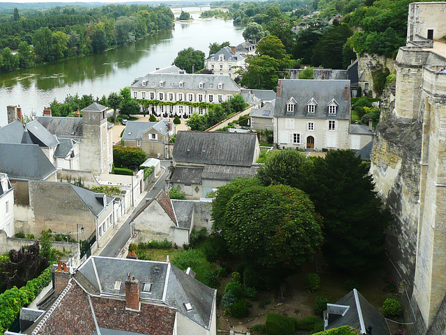 01-La Loire au Pied du chateau