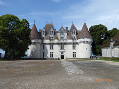 chateau de MONBAZILLAC 1/4