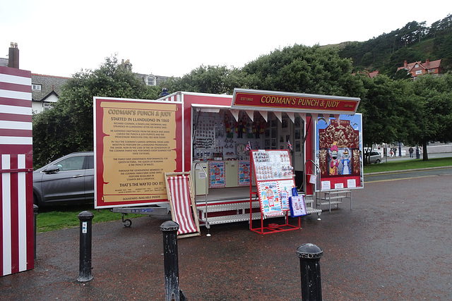 Punch And Judy At Llandudno