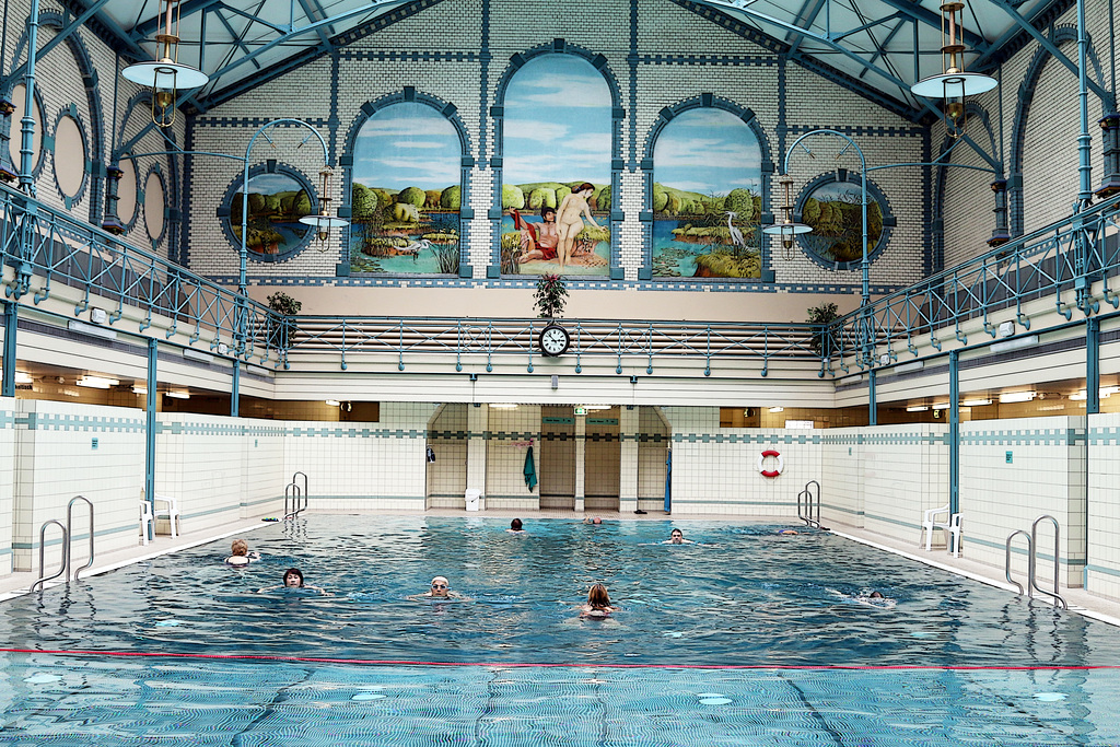 Réhabilitation d'une ancienne piscine à Berlin