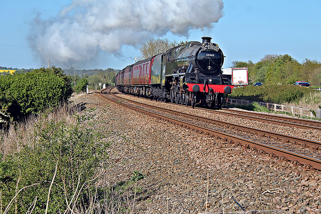 Stanier LMS class 6P Jubilee 45699 GALATEA running as 45562 ALBERTA at Pasture Lane,Seamer with 1Z27 16.41 Scarbotough - Carnforth The Scarborough Spa Express 27th May 2021. ( steam as far as York)