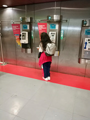 Lisbon 2018 – Somebody using a public phone