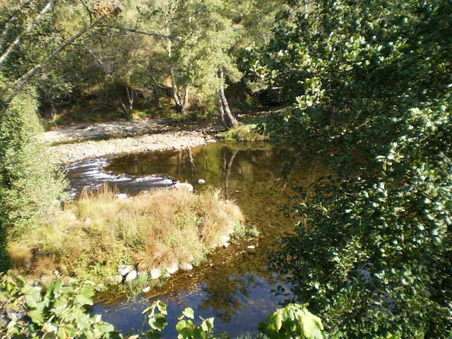 Glimpse over River Paiva.