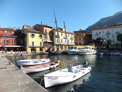 Der Hafen von Malcesine.  ©UdoSm