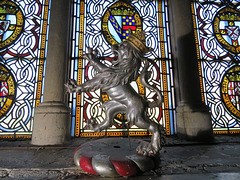 middleton stoney church, oxon  lion crest on c19 tomb of george villiers, fifth earl of jersey +1859 and wife