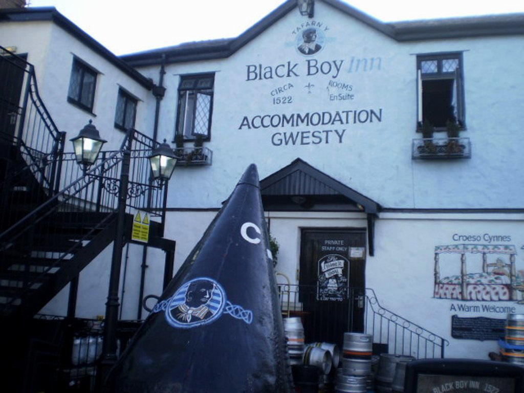 Black Boy Inn (1522).