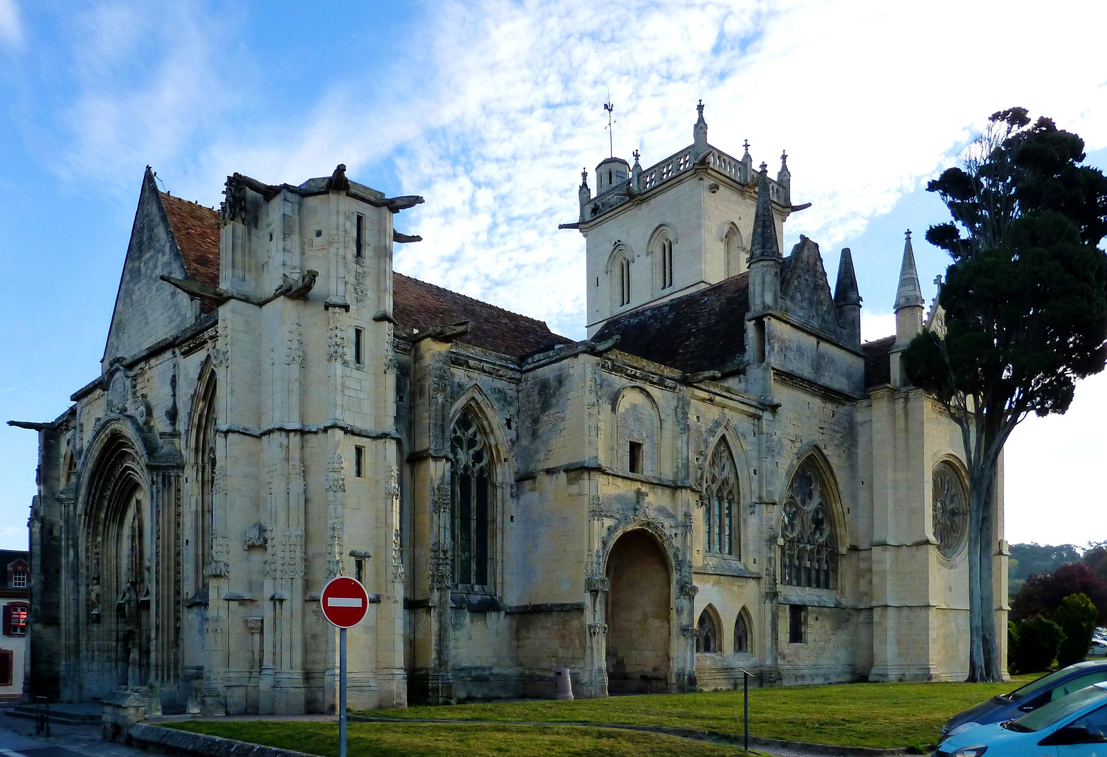 FR - Dives-sur-Mer - Notre-Dame