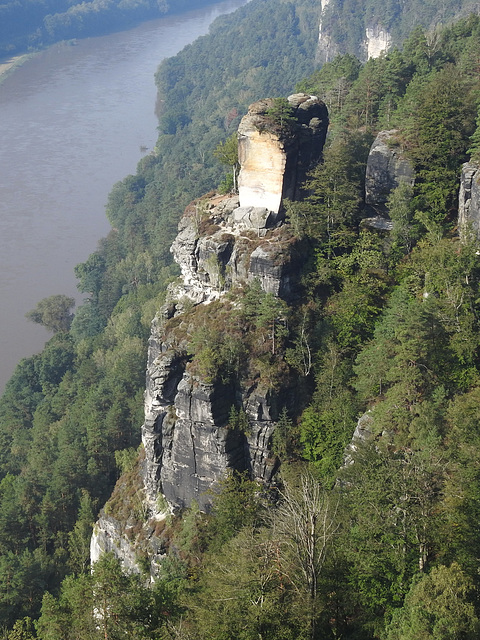 Felsabbruch 150 Meter über der Elbe