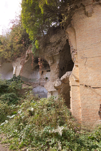 Kasernenruine in der Festung Tarakaniw