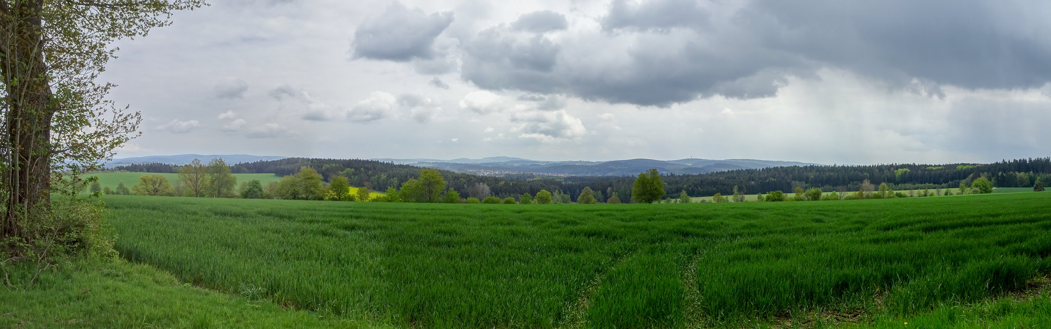 Die Hohen Berge des Randgebieters.