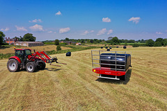 Loading the bales