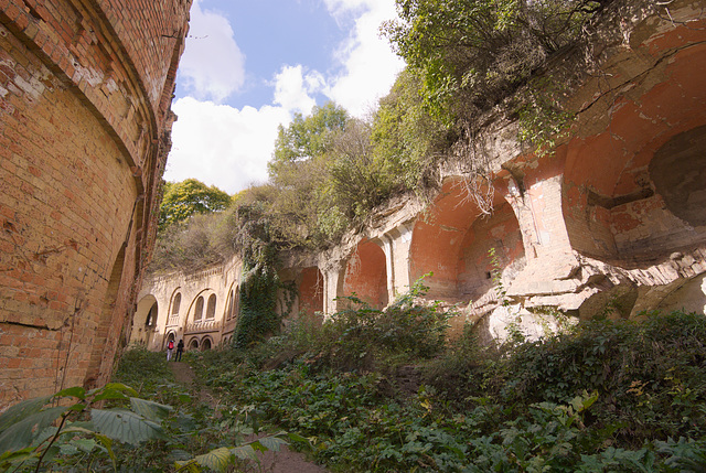 Kasernenruine in der Festung Tarakaniw