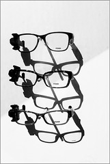 Paris : Les lunettes et leurs ombres, juillet2012