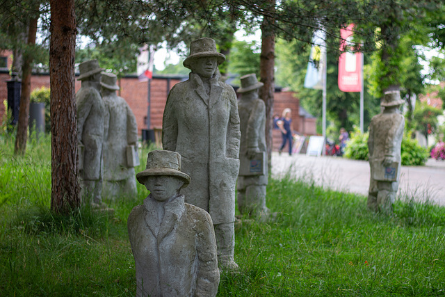 2021-06-26 Graue Menschen...