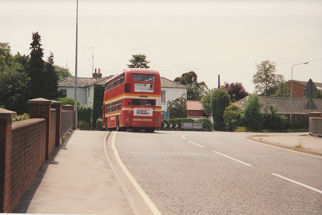 Eastern Counties VR307 (PRC 853X) in Mildenhall/Barton Mills – 18 Jun 1994 (228-06) Eastern Counties VR307 (PRC 853X) in Mildenhall/Barton Mills – 18 Jun 1994 (228-06)