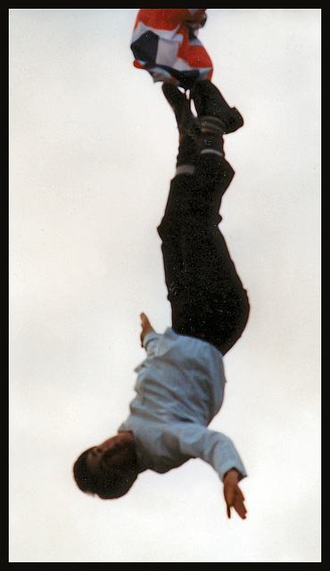 escapologist at Saltram Fair