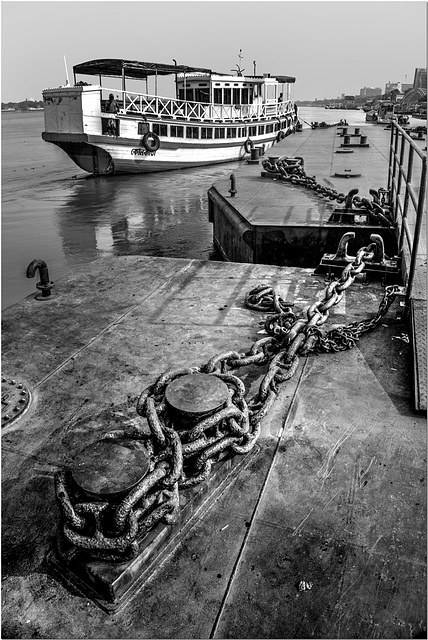 Chain on the Jetty