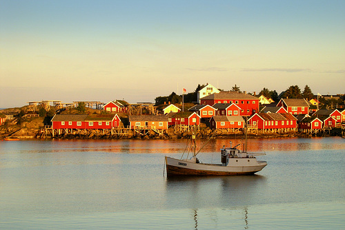 Golden hour at Reine - view from small Andøya island