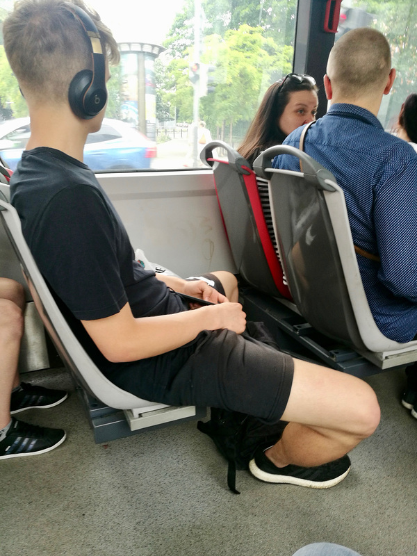 Prague 2019 – Manspreading