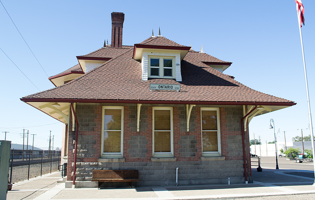 Ontario OR depot (#0111)