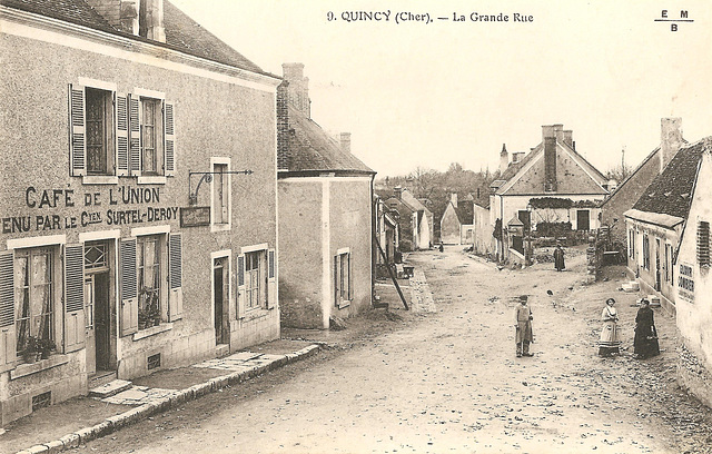 Quincy (18) Vers 1900. (Carte postale scannée).