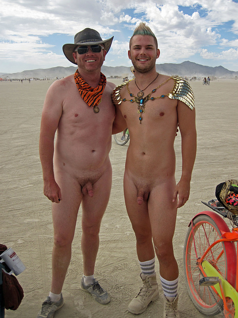 Naked Pub Crawl - Burning Man 2016 (6916A)