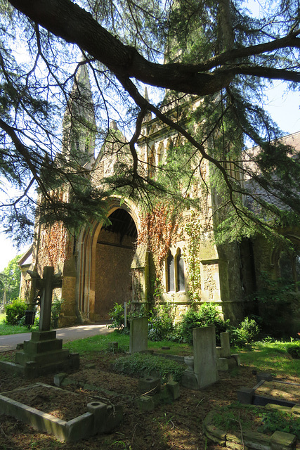 teddington cemetery, london