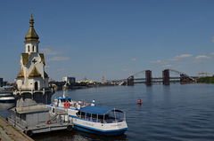 Киев, Церковь Св.Николая "На воде" и строящийся Подольско-Воскресенский мост