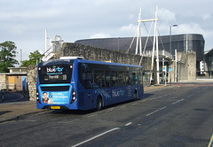 DSCF8275 Go-South Coast (Bluestar) 2736 (HF65 CXJ) in Southampton - 1 Jul 2017