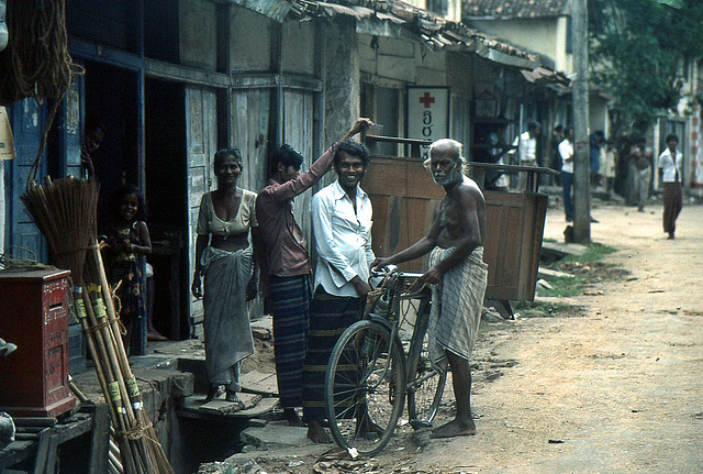 Haupteinkaufsstrasse in Beruwala Sri Lanka 1982