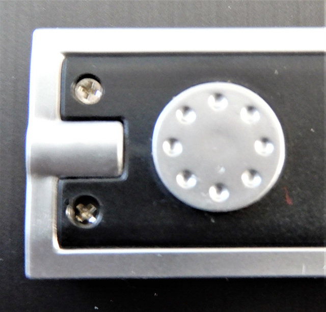 MM Button MM Button