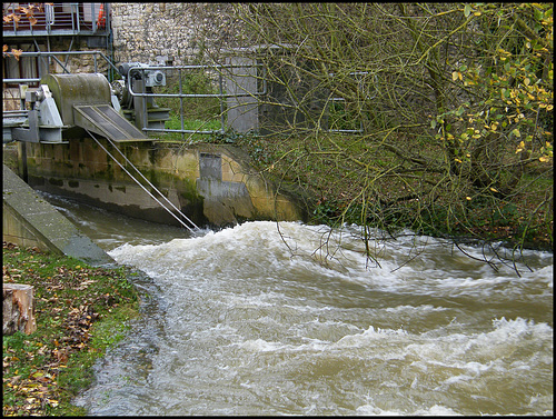 Castle Mill Stream weir