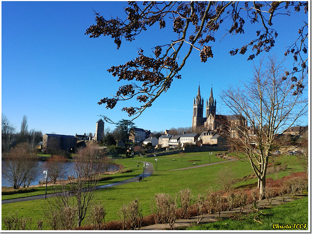 A sunny afternoon in winter - HBM