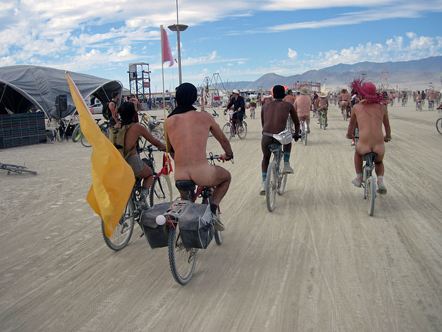 Naked Pub Crawl - Burning Man 2016 (6932)