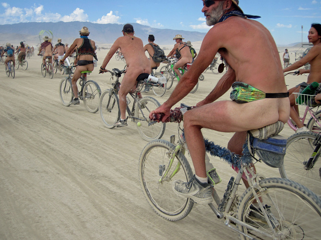 Naked Pub Crawl - Burning Man 2016 (6933)