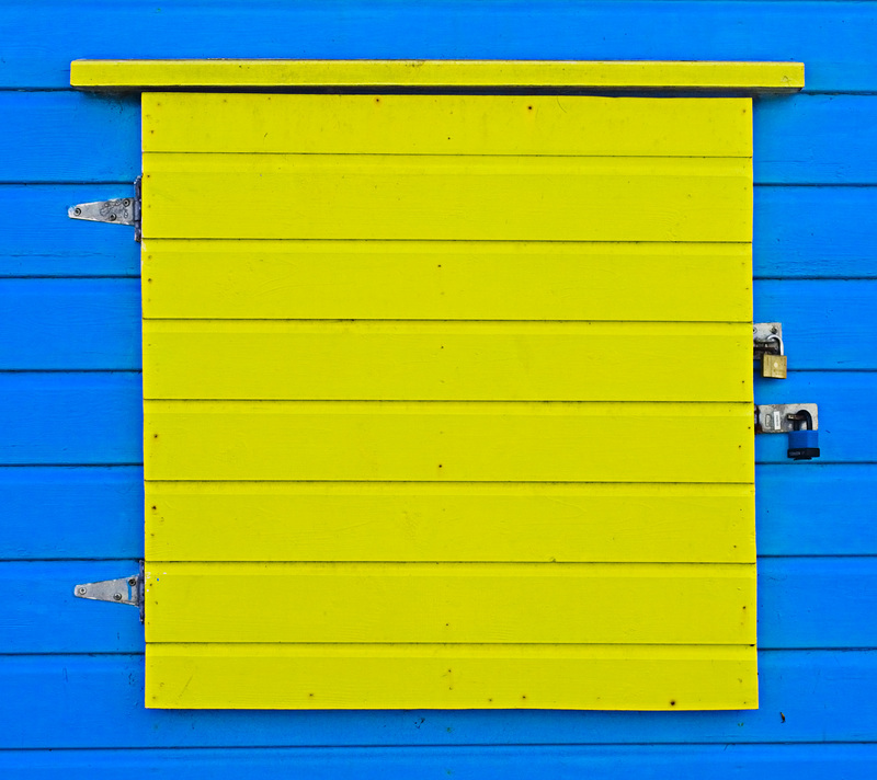 Blue 'n' Yellow Hatch